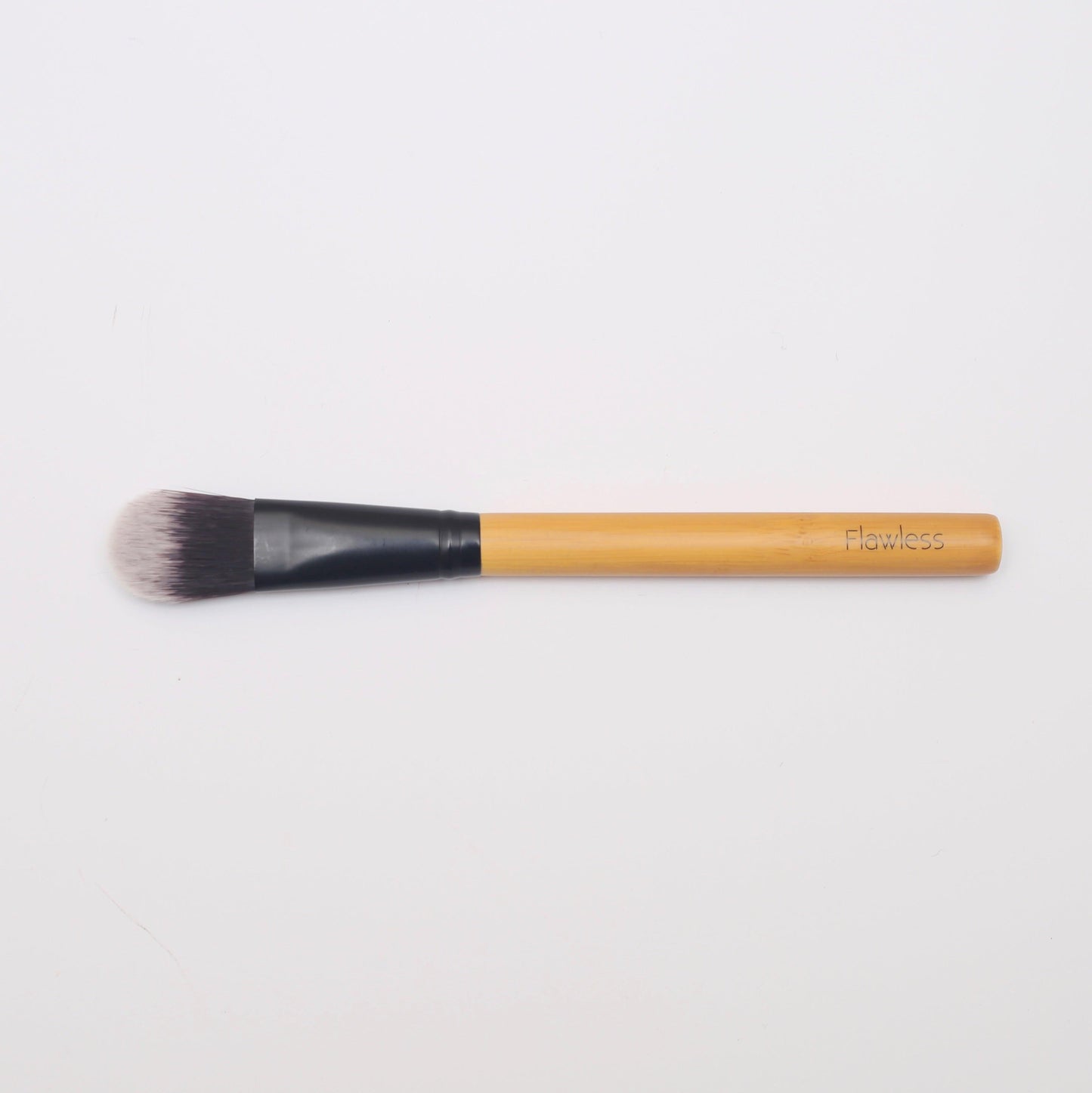 Élanor Classic Foundation Brush