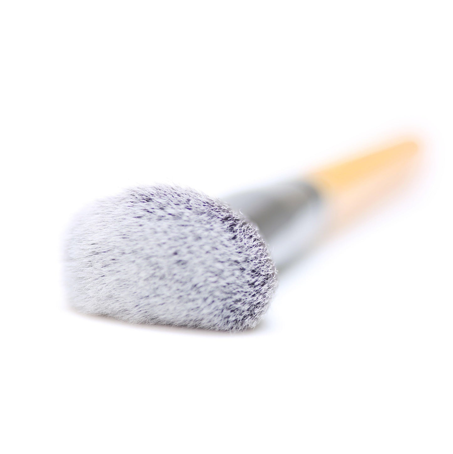 Élanor Contour Makeup Brush