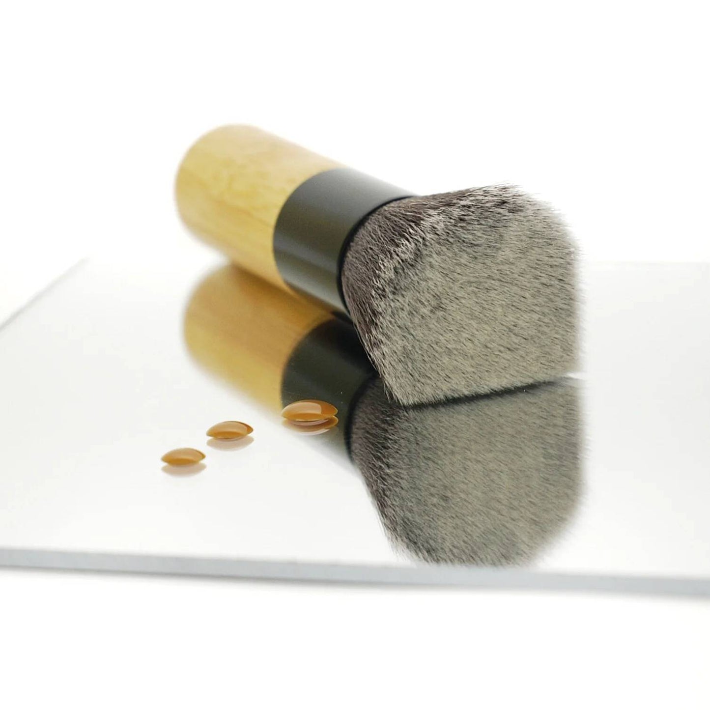 Élanor Buffing Foundation Brush