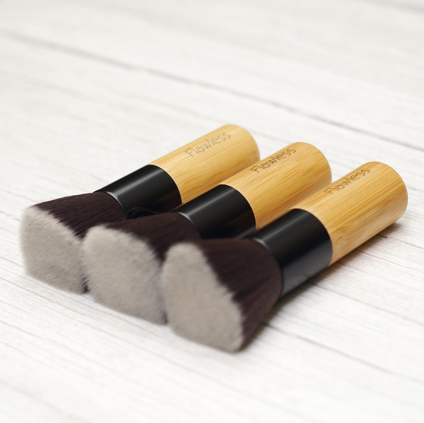Élanor Buffing Foundation Brush