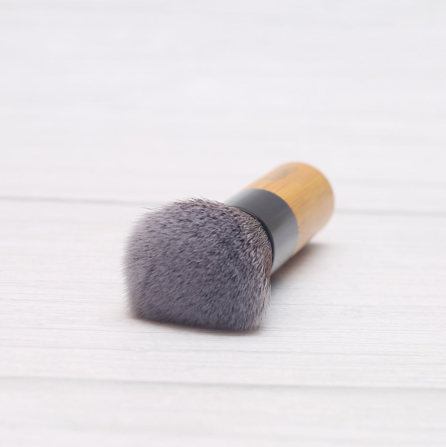 Élanor Powder & Blusher Brush