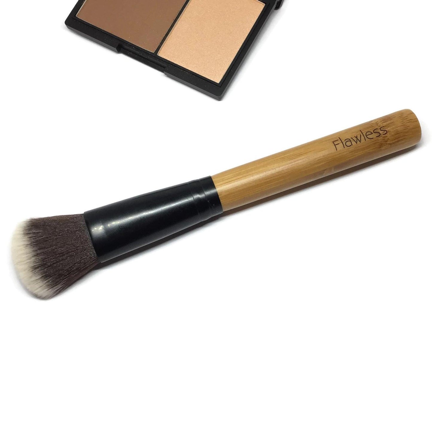 Élanor Contour Makeup Brush